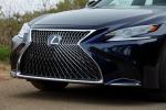Lexus LS500h AWD 2017 года (NA)